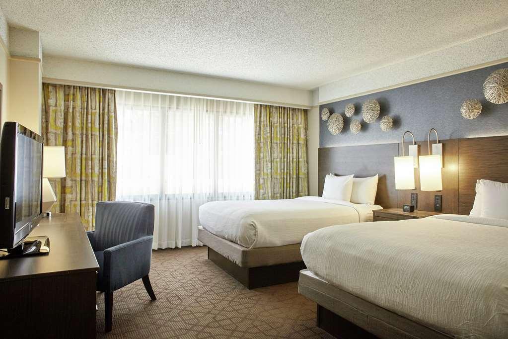 Embassy Suites By Hilton Atlanta Galleria Smyrna Room photo