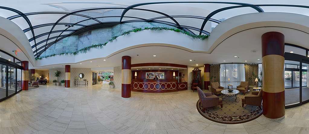 Embassy Suites By Hilton Atlanta Galleria Smyrna Interior photo